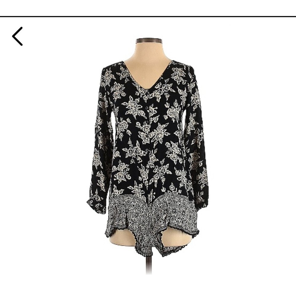Volcom floral long sleeve romper black white sz XS